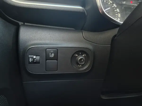 Citroen C3 1.2 PureTech Shine 31