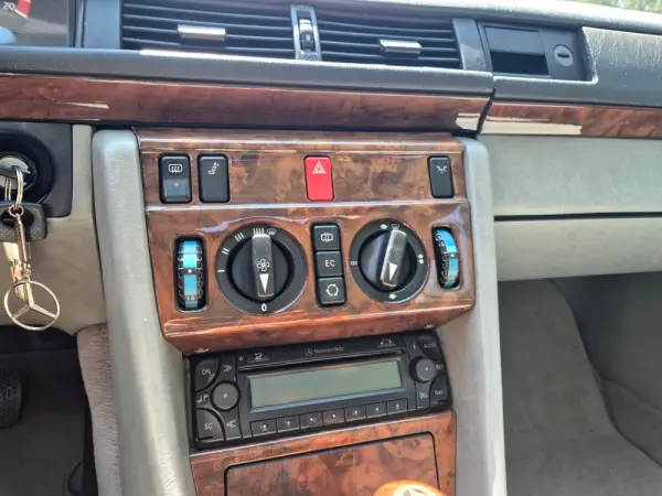 Mercedes-Benz W124 (1984-1997) 230 CE 32