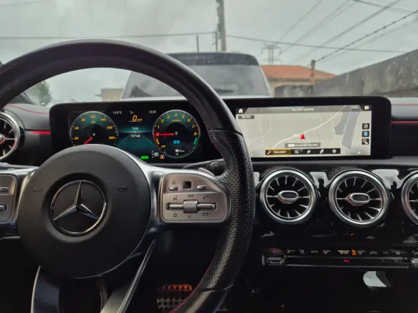 Mercedes-Benz CLA 250 e Shooting Brake AMG Line 23