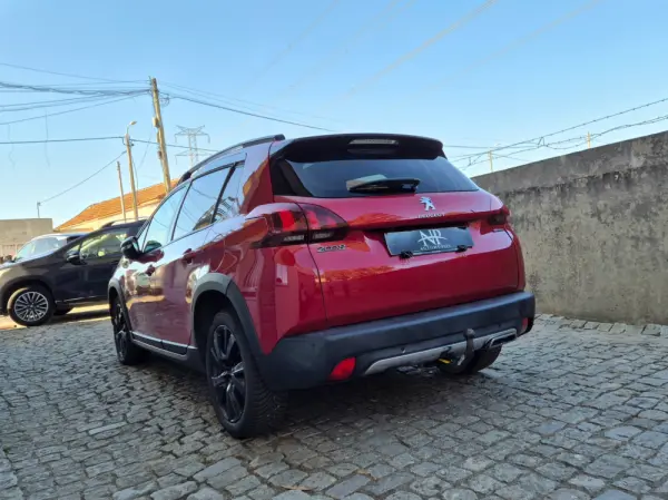 Peugeot 2008 1.6 BlueHDi GT Line 2