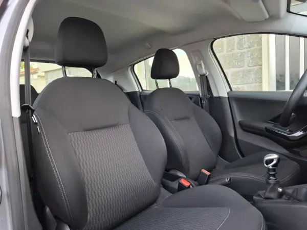 Peugeot 208 1.5 BlueHDi Active 10
