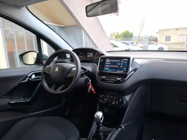 Peugeot 208 1.5 BlueHDi Active 16