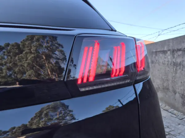 Peugeot 3008 1.5 BlueHDi Allure 9