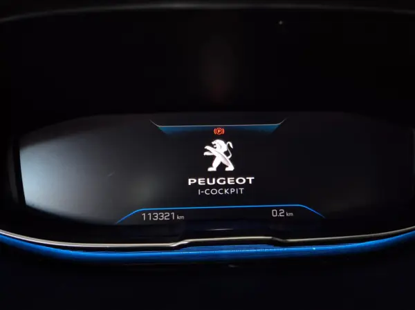Peugeot 3008 1.5 BlueHDi Allure 22
