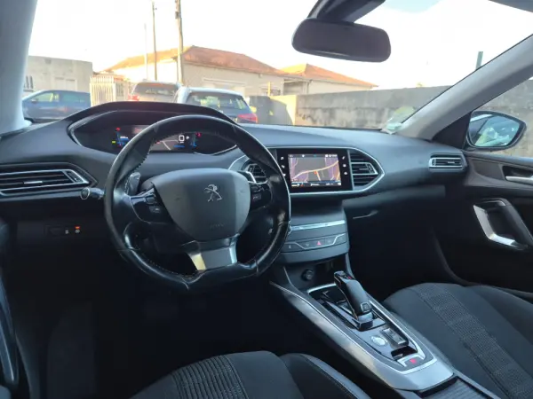 Peugeot 308 SW 1.5 BlueHDi Allure EAT8 16