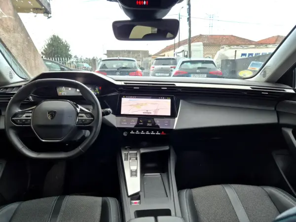 Peugeot 308 SW BlueHDi 130 EAT8 Allure 16