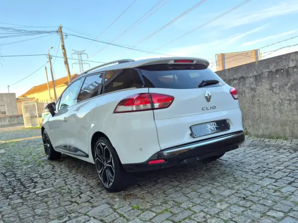 Renault Clio Sport Tourer (Energy) dCi 90 EDC Bose Edition 2