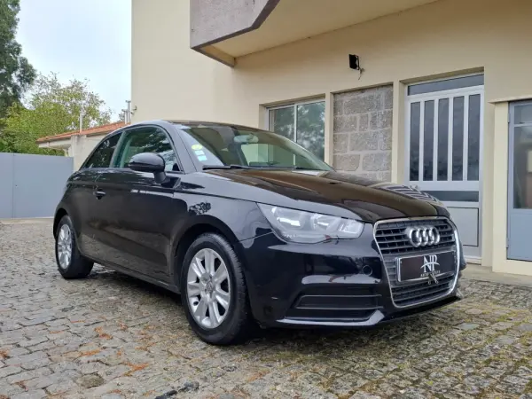 Audi A1 1.6 TDi Attraction 5
