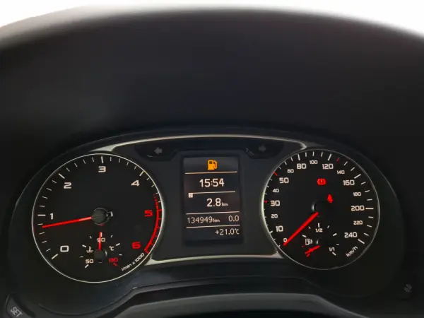 Audi A1 1.6 TDi Attraction 16