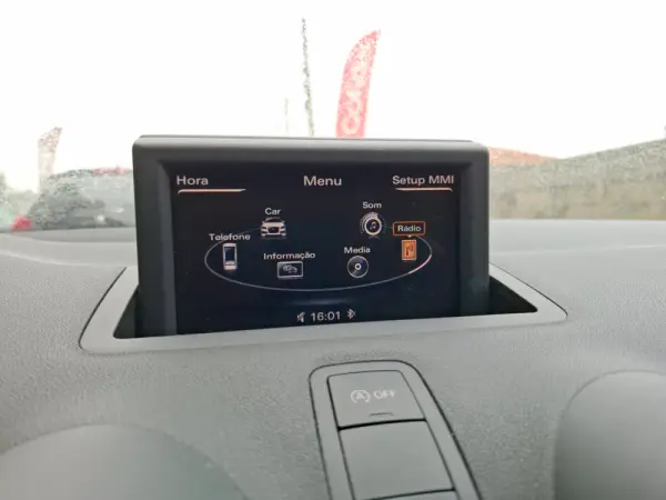 Audi A1 1.6 TDi Attraction 21
