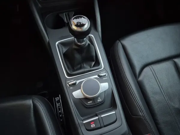 Audi Q2 1.0 TFSI ultra 33