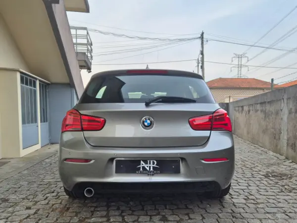 BMW 116 d EfficientDynamics 3