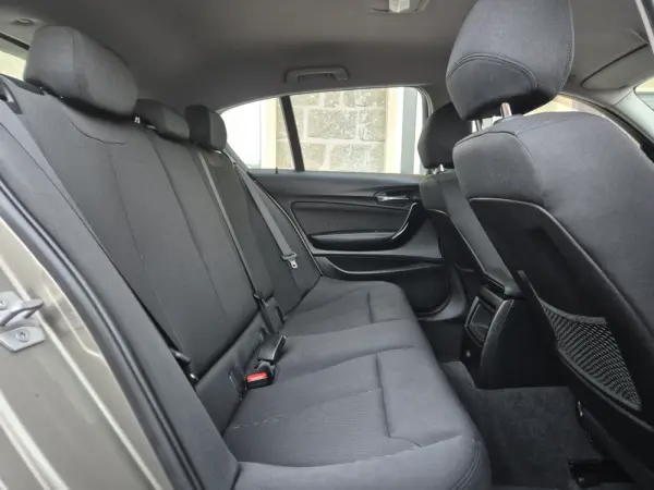 BMW 116 d EfficientDynamics 7