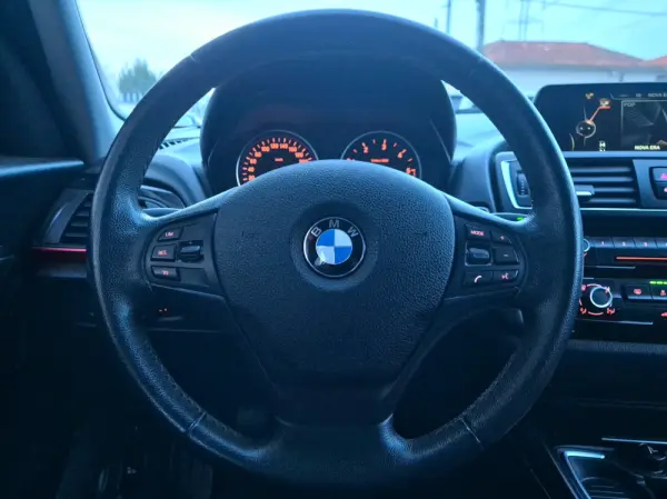 BMW 116 d EfficientDynamics 16