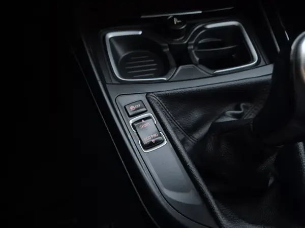 BMW 116 d EfficientDynamics 24