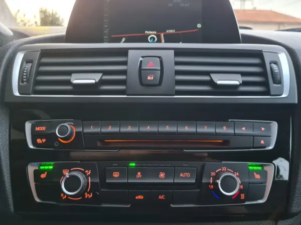 BMW 116 d EfficientDynamics 21