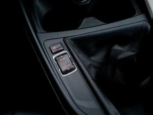 BMW 116 d EfficientDynamics 27