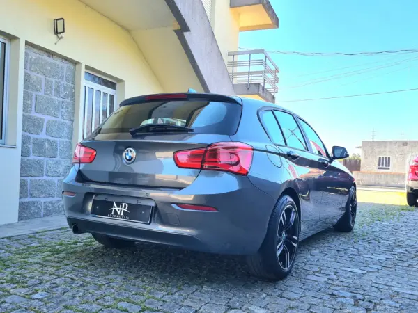 BMW 116 d EfficientDynamics 4