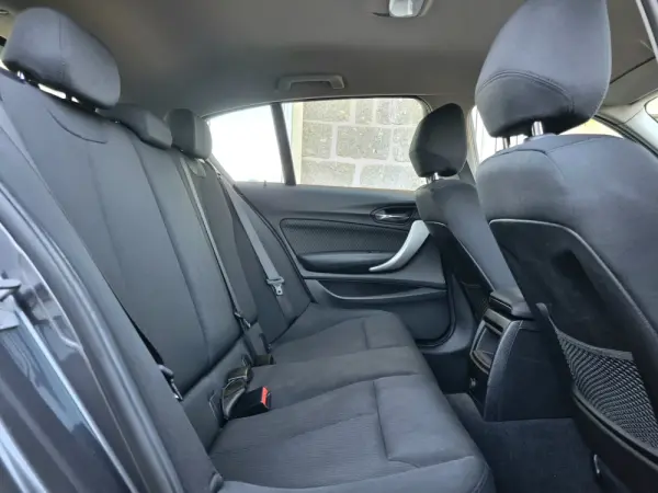 BMW 116 d EfficientDynamics 8