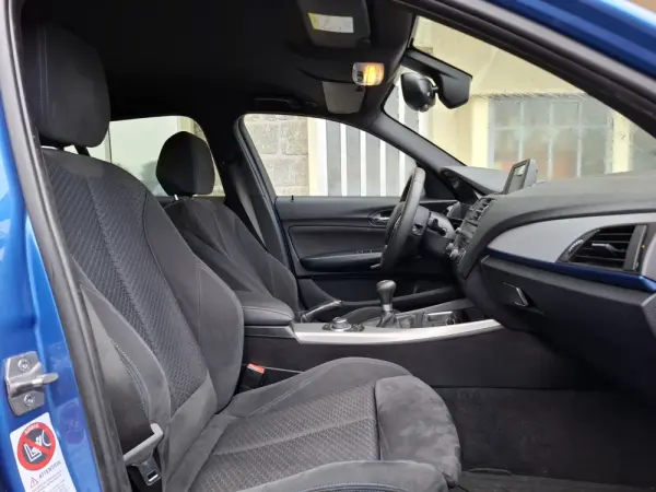 BMW 118 d Pack M 9