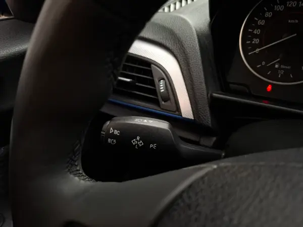 BMW 118 d Pack M 20