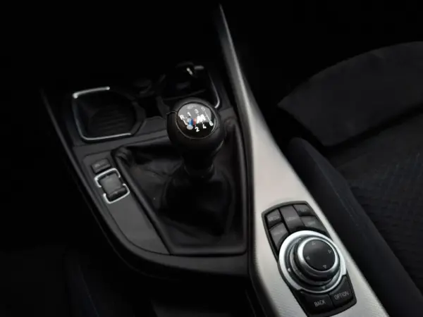 BMW 118 d Pack M 28