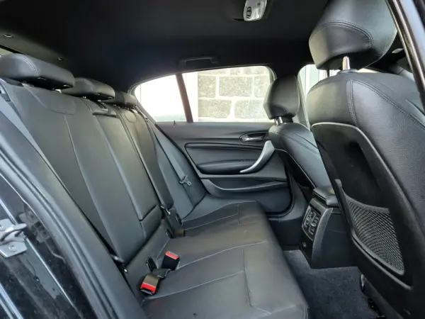 BMW 125 d Pack M 7