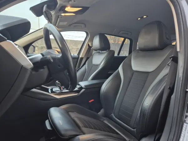 BMW 320 d Touring Line Sport Auto 13