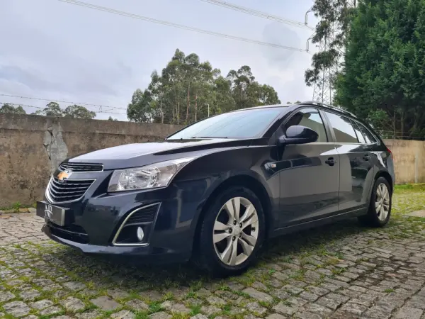 Chevrolet Cruze SW 1.7 VCDi LTZ 1