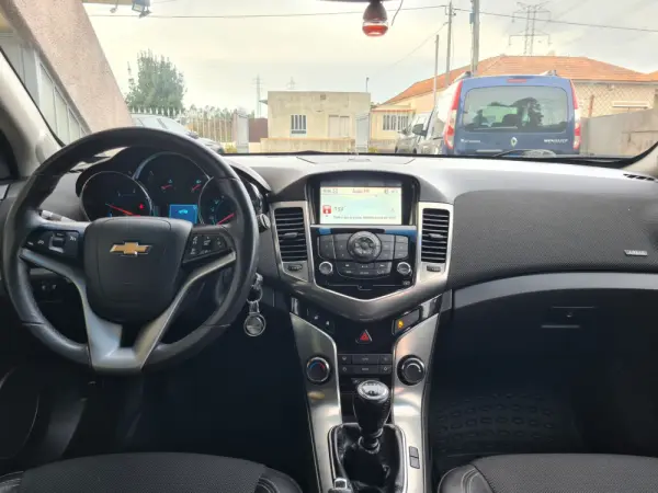 Chevrolet Cruze SW 1.7 VCDi LTZ 17