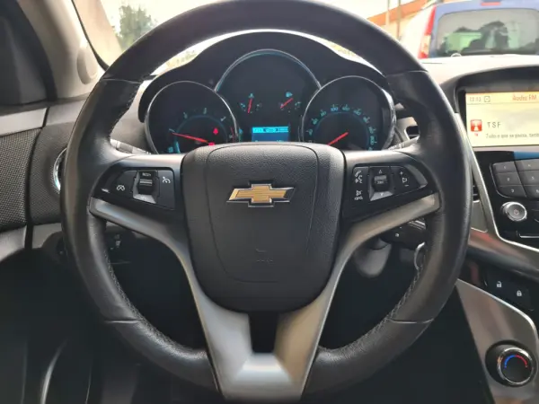 Chevrolet Cruze SW 1.7 VCDi LTZ 19