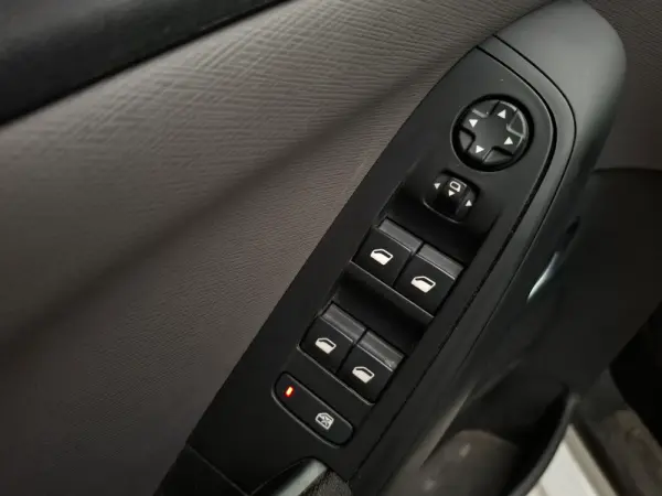 Citroen C4 Spacetourer BlueHDi 130 Stop&Start EAT8 FEEL 29