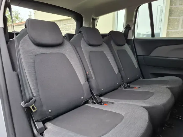Citroen Grand C4 Spacetourer 1.5 BlueHDi Feel EAT8 12