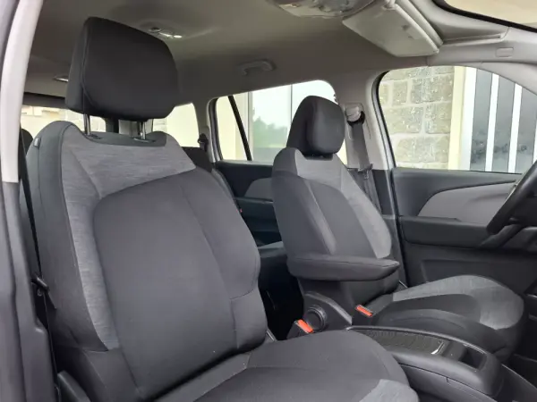 Citroen Grand C4 Spacetourer 1.5 BlueHDi Feel EAT8 14