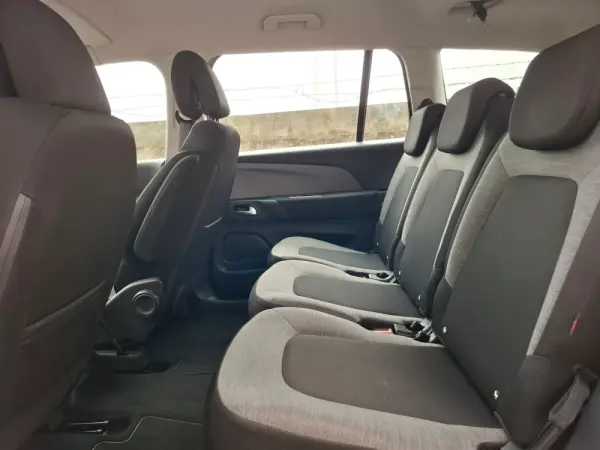 Citroen Grand C4 Spacetourer 1.5 BlueHDi Feel EAT8 16