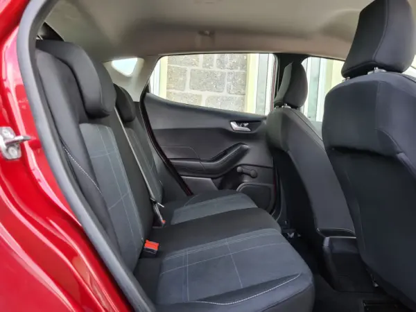 Ford Fiesta 1.1 S&S COOL&CONNECT 8