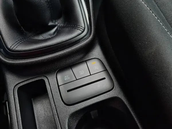 Ford Fiesta 1.1 S&S COOL&CONNECT 27