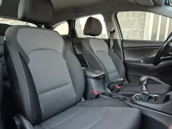 Hyundai i30 SW 1.6 CRDi Comfort 10