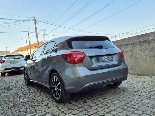 Mercedes-Benz A 180 d Urban Aut. 2