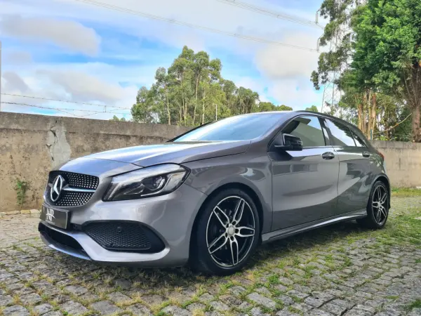 Mercedes-Benz A 180 d AMG Line 1