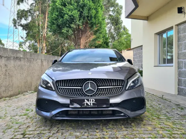 Mercedes-Benz A 180 d AMG Line 6