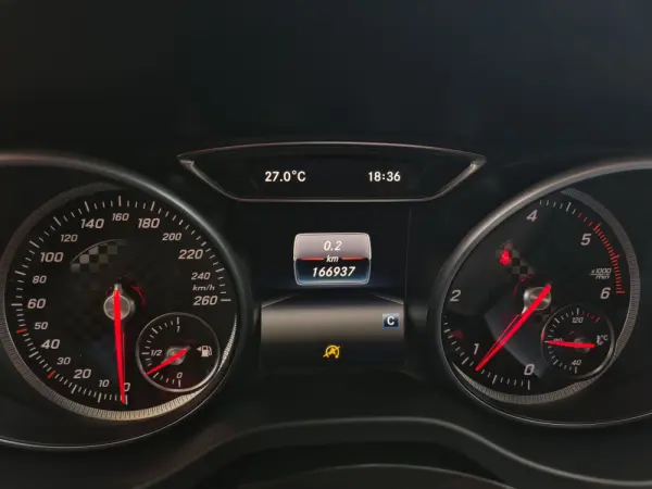 Mercedes-Benz A 180 d AMG Line 17