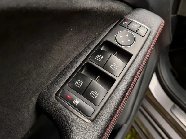 Mercedes-Benz A 180 d AMG Line 26