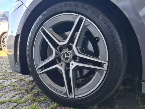 Mercedes-Benz A 180 d AMG Line Aut. 6