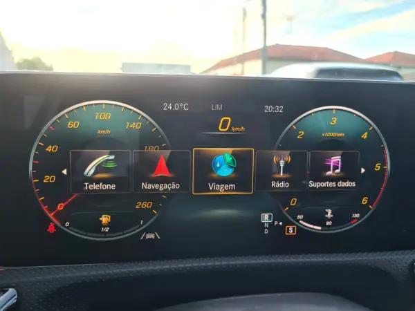 Mercedes-Benz A 180 d AMG Line Aut. 19