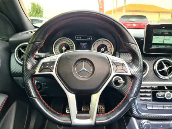 Mercedes-Benz A 180 CDi BE Edition AMG Line 17