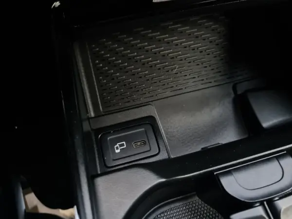 Mercedes-Benz A 220 d Progressive Aut. 37