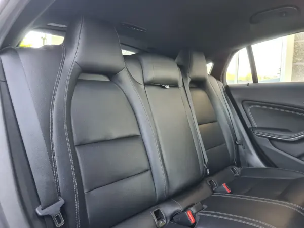 Mercedes-Benz CLA 180 d Shooting Brake 15