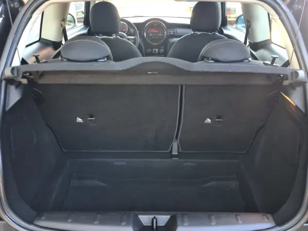 MINI 3 Portas One D 9