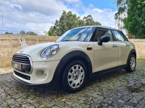 MINI 5 Portas One Standard 1